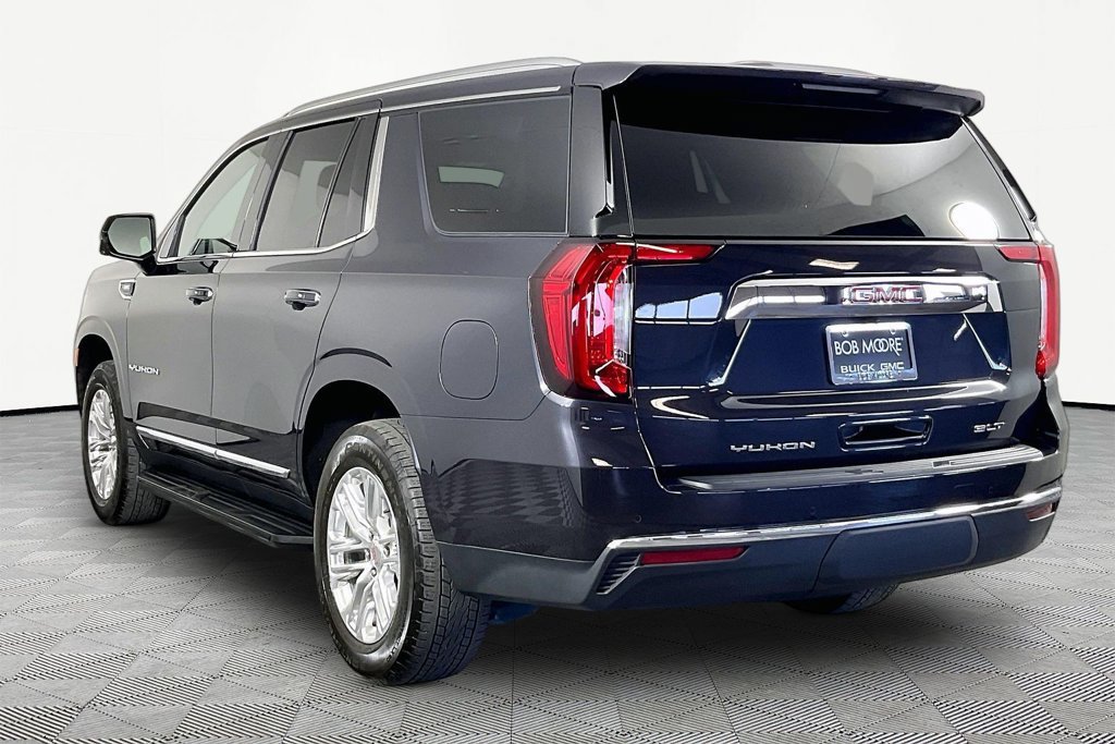 Used 2023 GMC Yukon SLT w/ SLT Premium Package RWD image 4