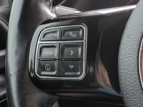 Used 2016 Jeep Wrangler Unlimited Sahara AWD/4WD image 30