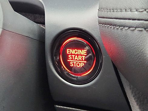 Certified 2026 Honda HR-V LX image 23