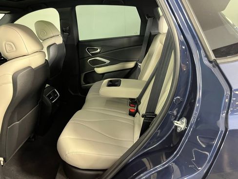 Used 2025 Acura RDX SH-AWD image 25