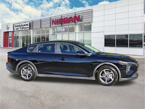 Used 2025 Kia K4 LXS image 3