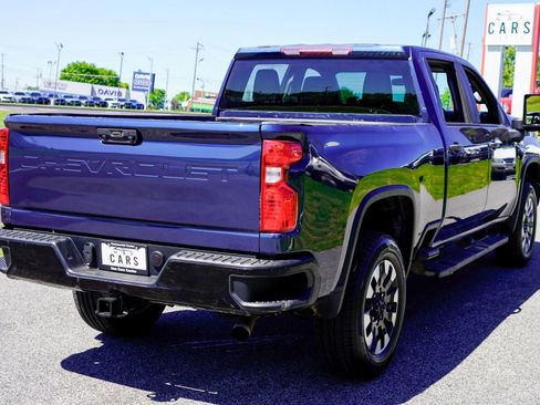 Used 2020 Chevrolet Silverado 2500 Custom w/ Custom Value Package AWD/4WD image 6