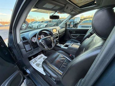 Used 2015 Nissan Titan PRO-4X w/ Pro-4x Luxury Package AWD/4WD image 20