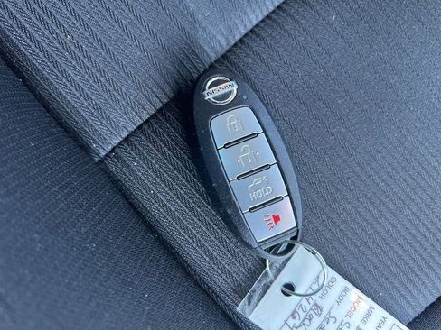 Certified 2022 Nissan Sentra SV image 25