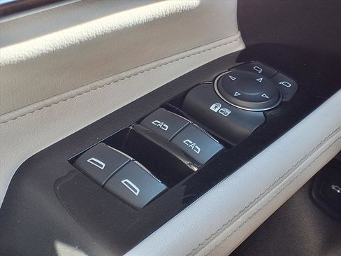 Used 2021 Cadillac CT4 Premium Luxury image 11