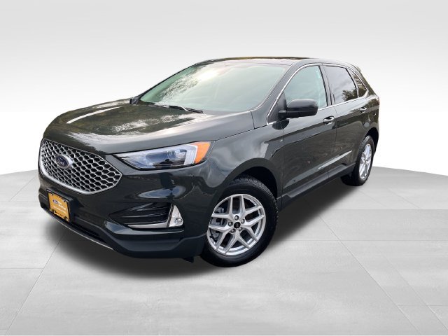 Certified 2024 Ford Edge SEL w/ Convenience Package AWD/4WD image 2