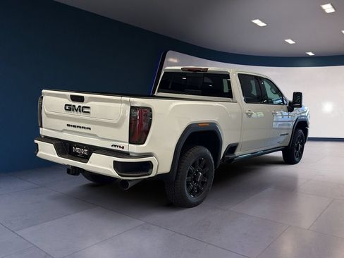 New 2026 GMC Sierra 2500 AT4 w/ AT4 Premium Plus Package AWD/4WD image 7