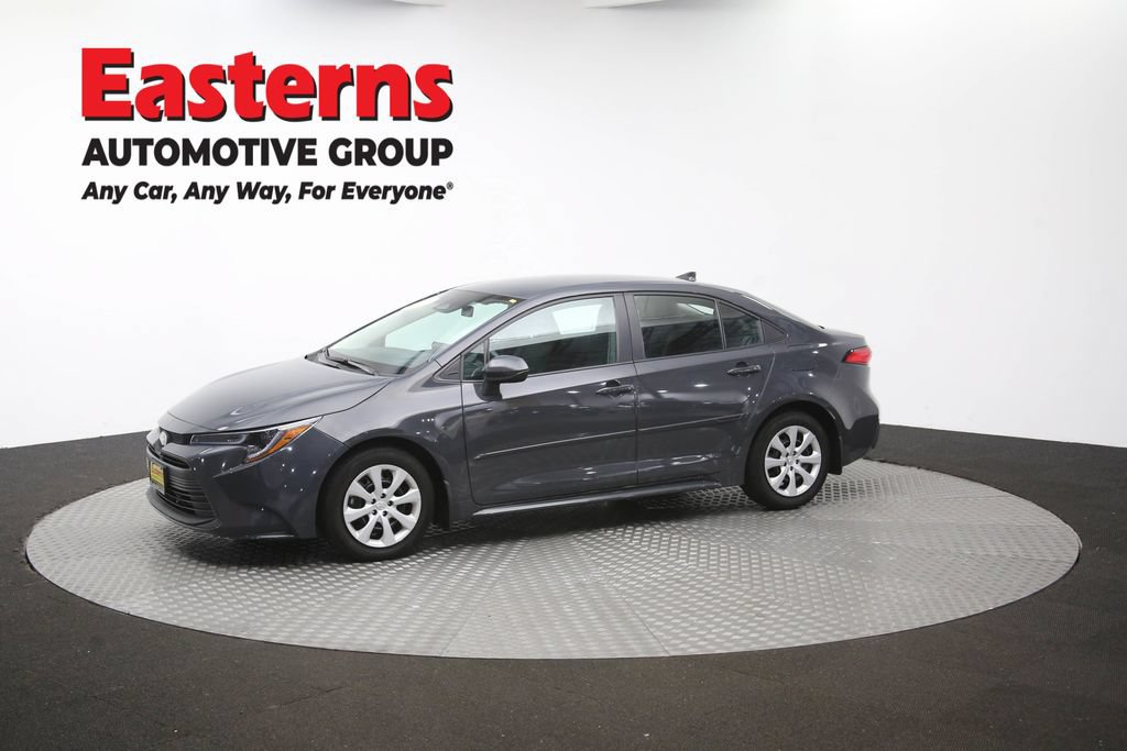Used 2025 Toyota Corolla LE FWD image 57