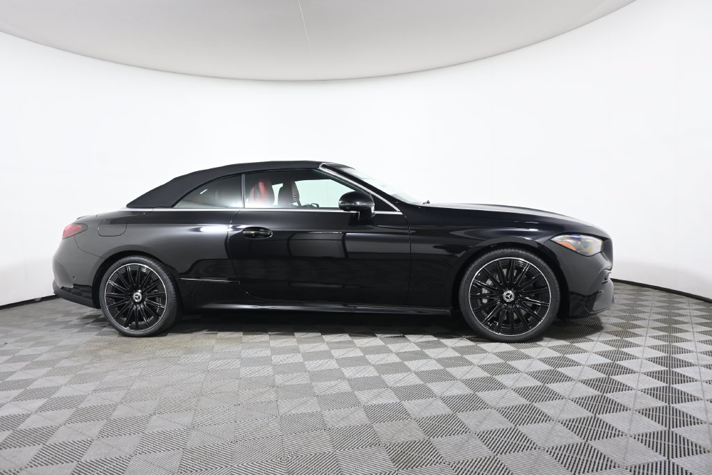New 2027 Mercedes-Benz CLE 450 4MATIC Cabriolet image 9