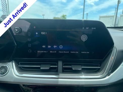 New 2026 Chevrolet Trax LT w/ Midnight Edition FWD image 22