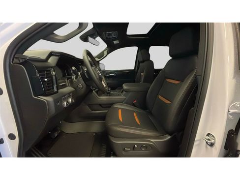 New 2026 GMC Sierra 1500 AT4 w/ Technology Package image 11