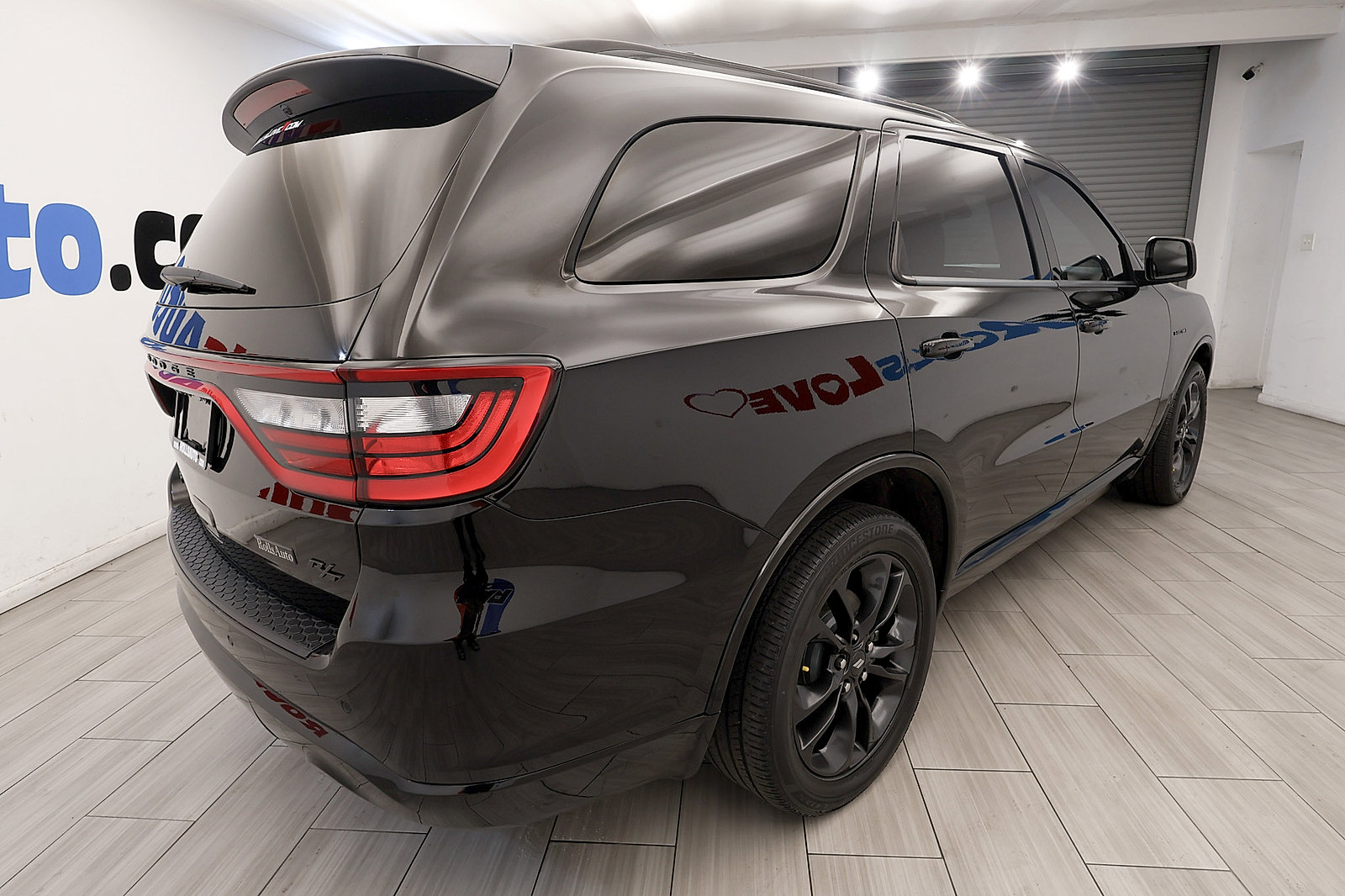 Used 2023 Dodge Durango R/T w/ Hemi Orange Plus Package AWD/4WD image 5