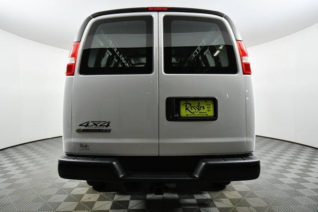 New 2025 Chevrolet Express 3500 Extended RWD image 12