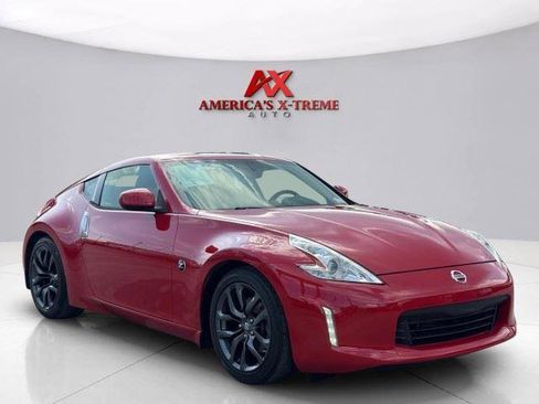Used 2015 Nissan 370Z Coupe RWD image 7