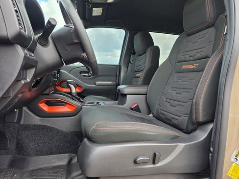 Used 2024 Nissan Frontier Pro-X w/ Technology Package RWD image 13