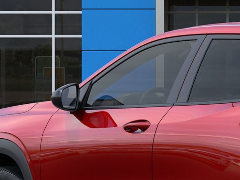 New 2026 Chevrolet Trax RS FWD image 12