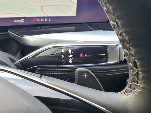 Certified 2025 Cadillac Escalade Sport image 29