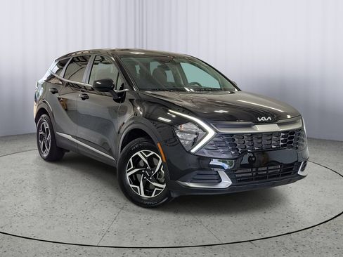 Certified 2023 Kia Sportage LX AWD/4WD image 1