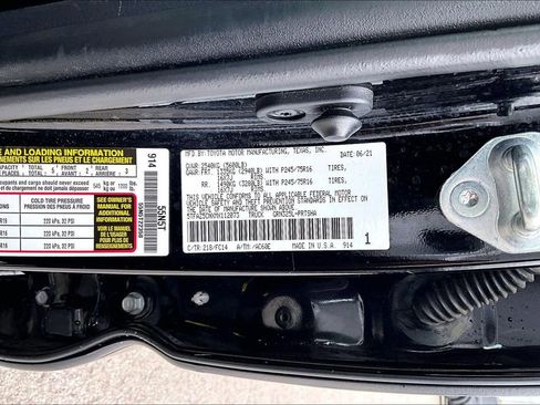 Used 2021 Toyota Tacoma SR5 RWD image 29