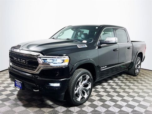 Used 2023 RAM 1500 Limited w/ Body Color Bumper Group image 4