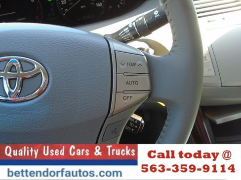 Used 2008 Toyota Avalon XLS FWD image 16