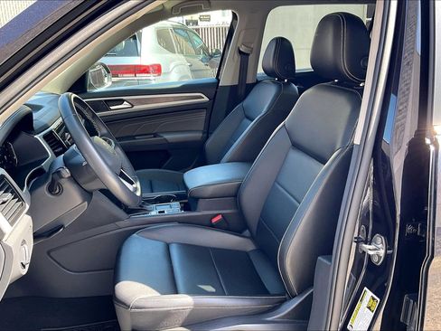 Certified 2023 Volkswagen Atlas SE w/ Panoramic Sunroof Package FWD image 24