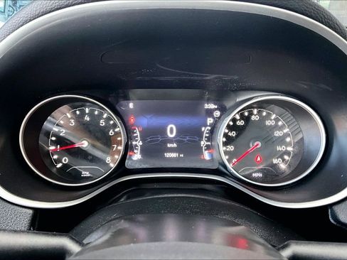 Used 2018 Jeep Compass Limited w/ Navigation Group image 12