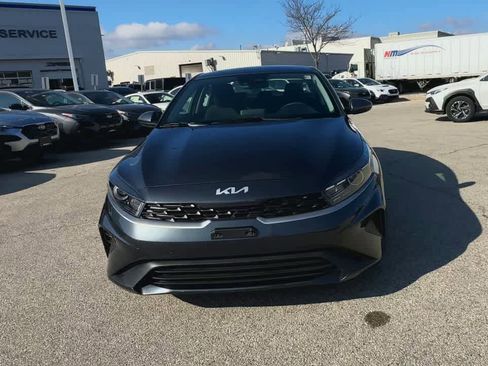 Used 2022 Kia Forte Sedan image 3