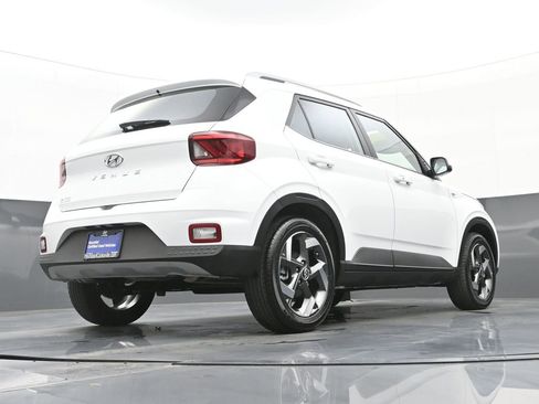 Certified 2025 Hyundai Venue SEL image 44