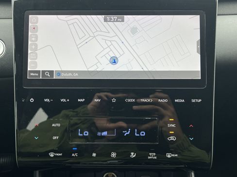 Used 2024 Hyundai Tucson Limited AWD/4WD image 4
