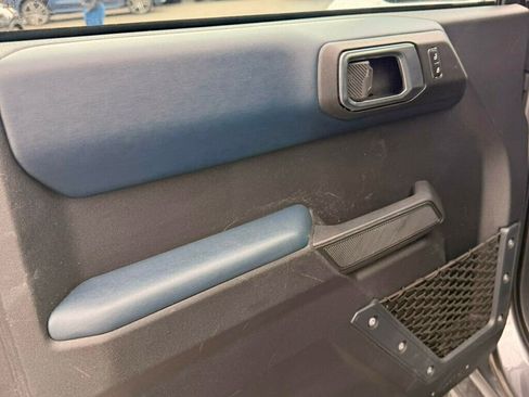 Used 2023 Ford Bronco Heritage Edition image 11