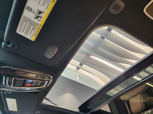 New 2026 Jeep Grand Wagoneer Summit AWD/4WD image 21