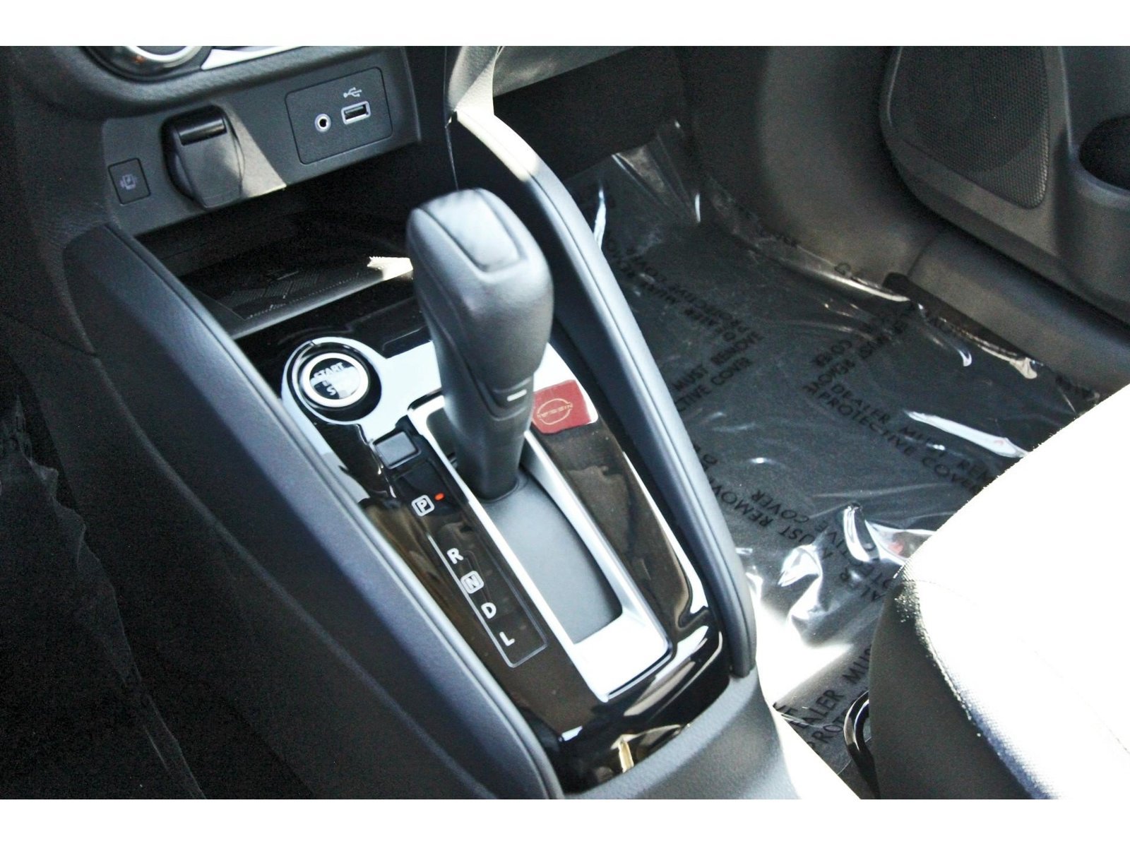 Certified 2025 Nissan Versa SV w/ Trunk Package FWD image 25