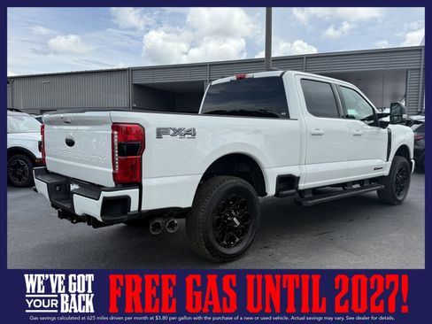 New 2026 Ford F250 Lariat w/ Black Appearance Package AWD/4WD image 6
