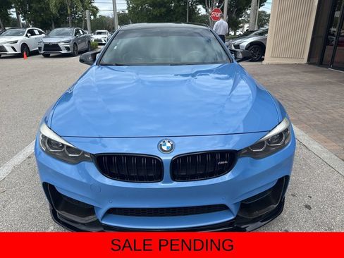 Used 2018 BMW M4 Coupe RWD image 2
