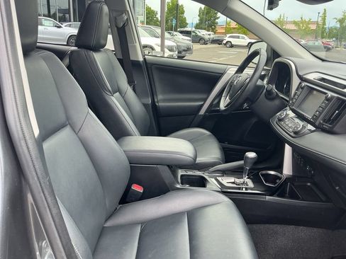 Used 2016 Toyota RAV4 Limited w/ Advanced Technology Package AWD/4WD image 17