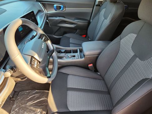 New 2026 Kia Sorento LX image 11