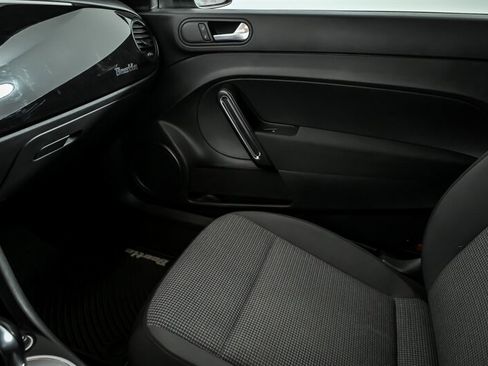 Used 2018 Volkswagen Beetle 2.0T S image 30