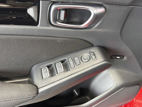 Used 2025 Honda Civic Sport image 19