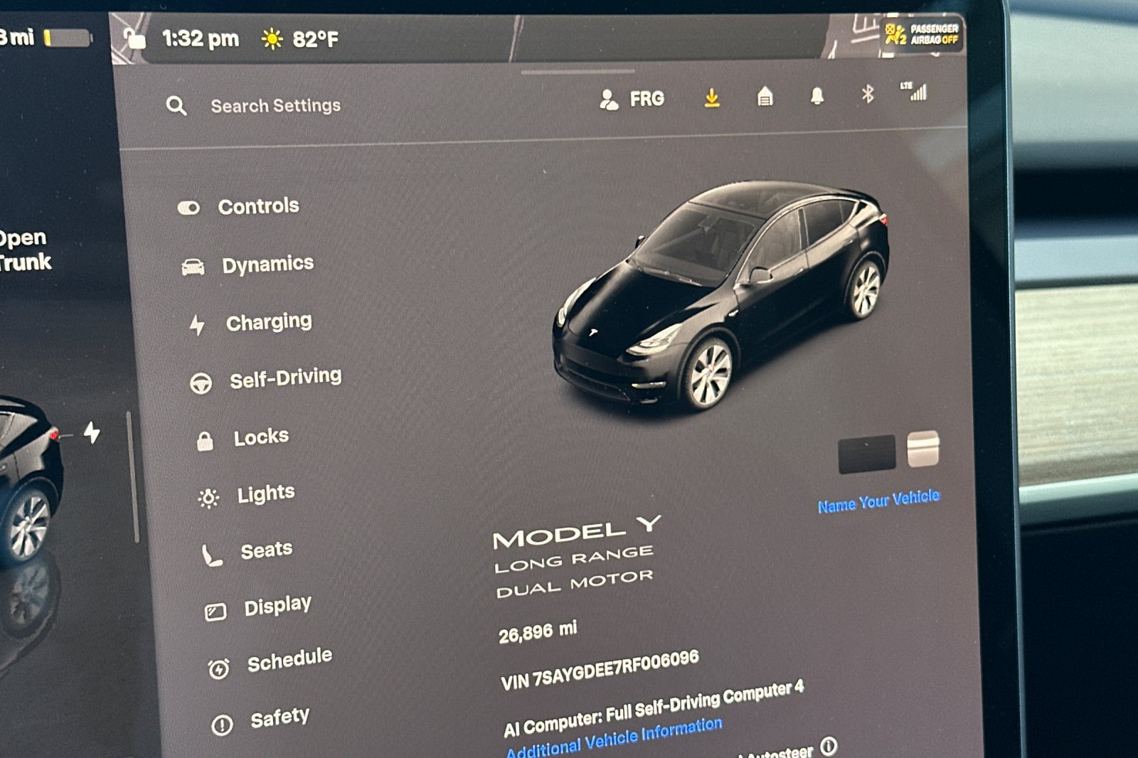 Used 2024 Tesla Model Y Long Range AWD/4WD image 28