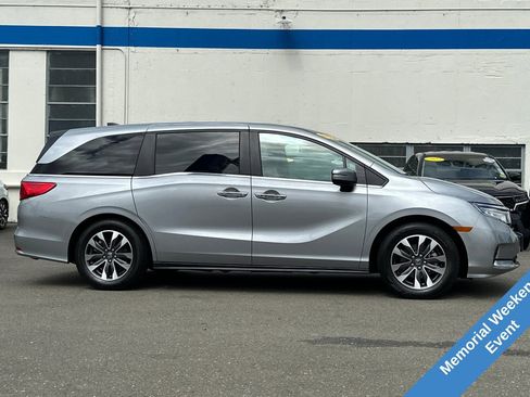 Used 2024 Honda Odyssey EX-L image 4