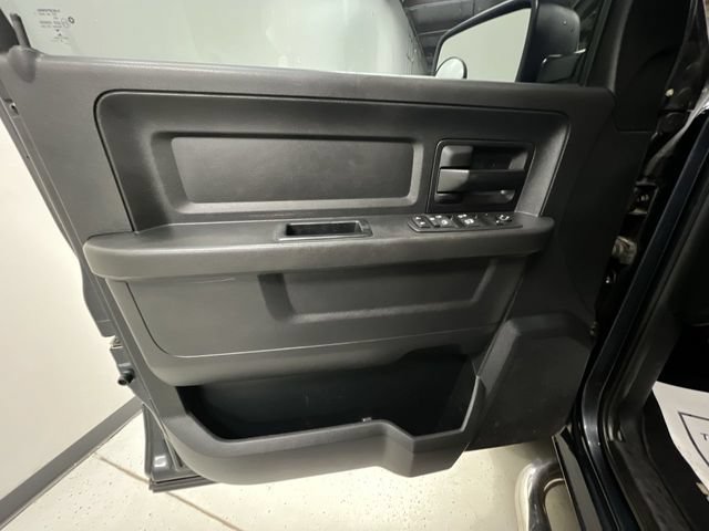 Used 2017 RAM 1500 Express AWD/4WD image 20