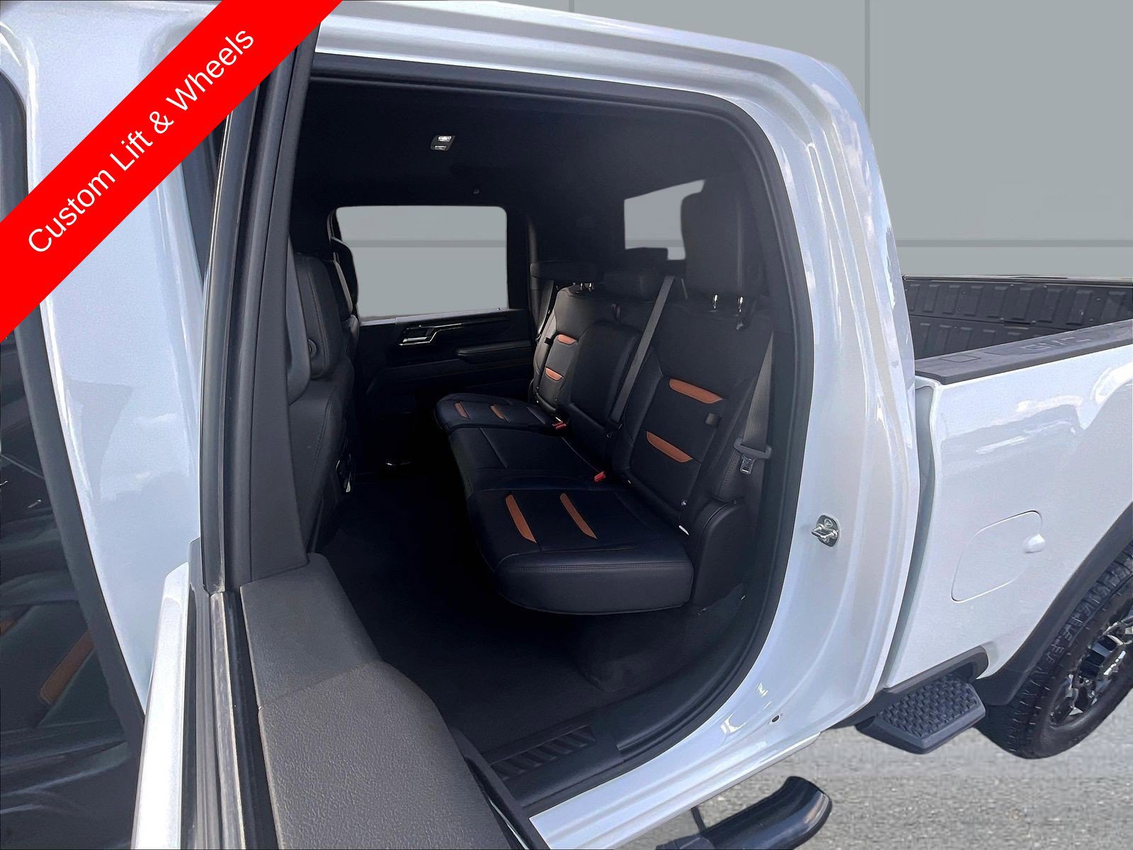 Used 2025 GMC Sierra 2500 AT4 AWD/4WD image 25