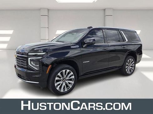 Used 2025 Chevrolet Tahoe High Country AWD/4WD image 1