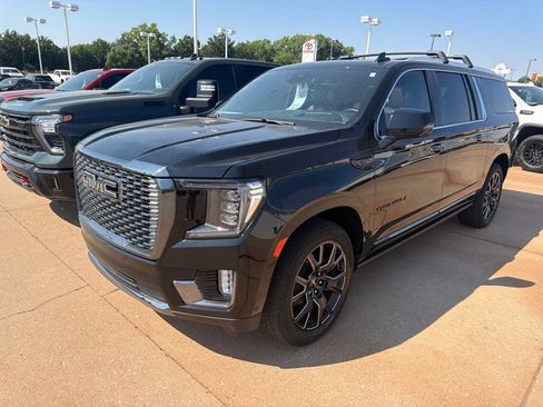 Used 2024 GMC Yukon XL Denali Ultimate w/ LPO, Illumination Package AWD/4WD image 1