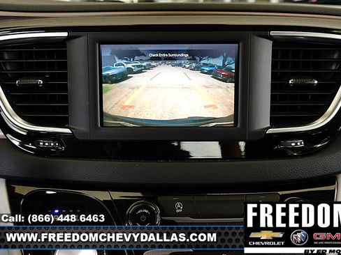 Used 2023 Chrysler Voyager LX FWD image 17