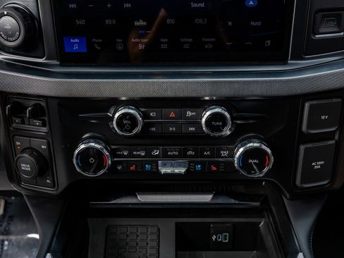 Used 2025 Ford F450 Platinum w/ FX4 Off-Road Package image 26