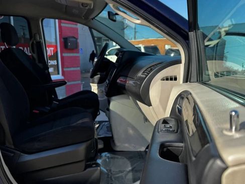 Used 2013 Dodge Grand Caravan SE image 13