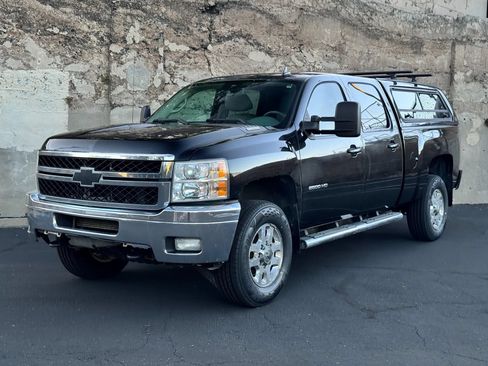 Used 2012 Chevrolet Silverado 2500 LTZ w/ LTZ Plus Package AWD/4WD image 8