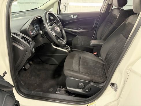 Used 2019 Ford EcoSport SE w/ SE Convenience Package image 11